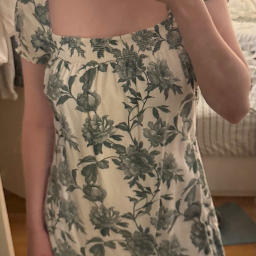 A&F Floral Mini Dress - Includes Matching Hair Bow!